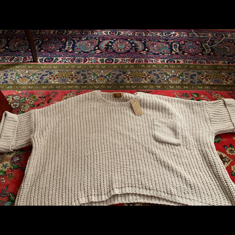 Oatmeal pocket sweater short sleeve